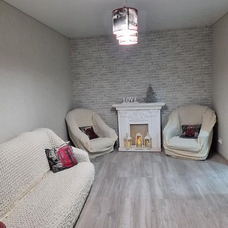 Appartement Шерлок à Krementchouk Extérieur photo